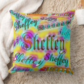 黄色とピンクのシェフィー クッション (ブランケット)