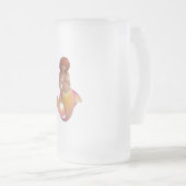 黄色とピンクの尾を持つ人魚 フロストグラスビールジョッキ (正面右)