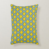 黄色とベビーブルートレリス、ラティス、クローバー アクセントクッション (正面(垂直))