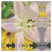 黄色とユリ ファブリック (クローズアップ)