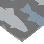 黄色と灰色のおもしろいマスの魚のパターン ロングテーブルランナー (コーナー)