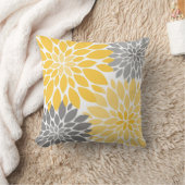 黄色と灰色の菊の花柄 クッション (ブランケット)