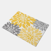 黄色と灰色の菊の花柄 ドアマット (アングル)