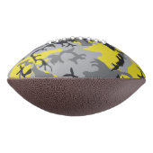 黄色と灰色の迷彩自分の名前をパーソナライズ アメリカンフットボール (回転90)