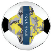 黄色と灰色の迷彩自分の名前をパーソナライズ サッカーボール (回転)