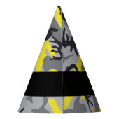 黄色と灰色の迷彩自分の名前をパーソナライズ パーティーハット (裏面)