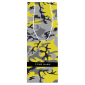 黄色と灰色の迷彩自分の名前をパーソナライズ ワインギフトバッグ (正面)