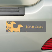 黄色と灰色の野生馬 バンパーステッカー (車上)