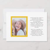 黄色と白のおめでとう大学院写真卒業 案内状 (裏面)