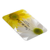 黄色と白のデイジー結婚式の日付を保存 マグネット (右側)