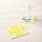 黄色と白の地中海のタパターン(の模様が)あるイル スクエアペーパーコースター (インサイチュ)