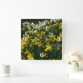 黄色と白の水仙の春の花 スクエア壁時計 (ホーム)