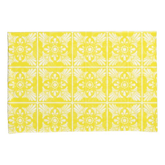 黄色と白地中海ののタパターン(の模様が)あるイル 枕カバー (正面右)