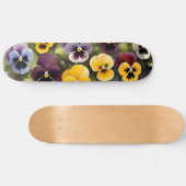 黄色と紫のパンジー水絵画色の スケートボード (横)