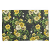 黄色と緑のバラに隠れている 枕カバー (正面右)