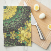 黄色と緑の万華鏡のように千変万化するパターンマンダラパターン キッチンタオル (四つ折り)
