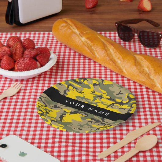 黄色と緑の迷彩自分の名前をパーソナライズ ペーパープレート (ピクニック)