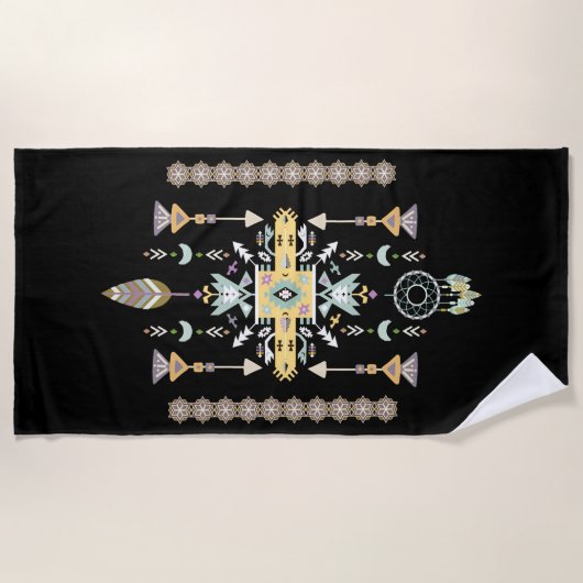 黄色と緑の部族のデザイン ビーチタオル (正面)