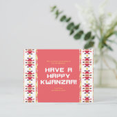 黄色と赤のアフリカの部族模様クワンザ シーズンポストカード (スタンド正面)