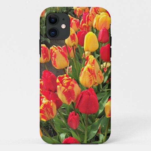 黄色と赤のチューリップ Case-Mate iPhoneケース (裏面)