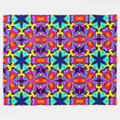 黄色と赤のパターン（の模様が）あるフリースブランケット フリースブランケット (正面(横))