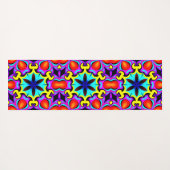 黄色と赤のパターン（の模様が）あるヨガマット ヨガマット (裏面(横))