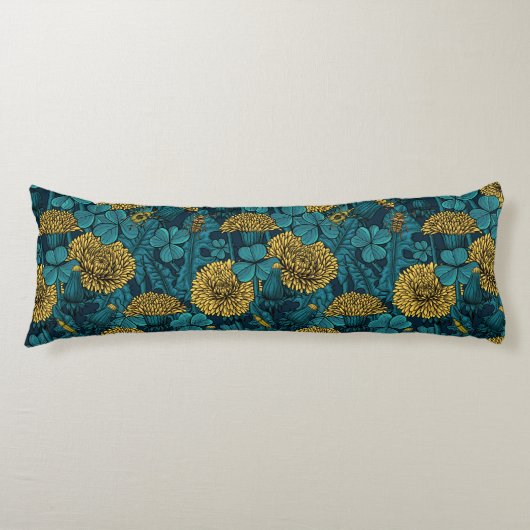 黄色と青の草原 ボディピロー (正面)