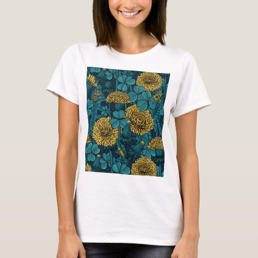 黄色と青の草原 Tシャツ (正面)