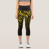 黄色と黒のゼブラストライプ：スタイリッシュレギンス カプリレギンス (正面)