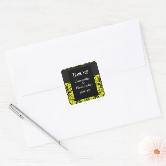 黄色と黒のダマスク感謝していユー スクエアシール (封筒)