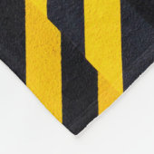 黄色と黒のテキスストライプのト フリースブランケット (角)