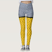黄色と黒の水玉模様、黒と白ストライプの レギンス (正面)