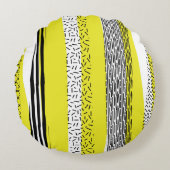 黄色と黒の混合の幾何学的パターン ラウンドクッション (正面)