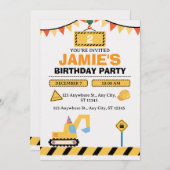 黄色のかわいい建設トラックの男の子の2歳の誕生日 招待状 (正面/裏面)