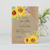 黄色のひな素朴い花のアーチバーラップの背景 招待状 (スタンド正面)