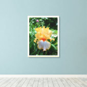 黄色のアイリス花園キャンバスプリント キャンバスプリント (インサイチュ (ウッドフロア))