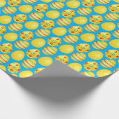 黄色のイースターエッグオンアクア ラッピングペーパー (角)