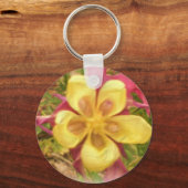 黄色のオダマキ（植物）花キーチェーン キーホルダー (正面)