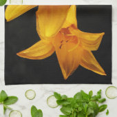 黄色のオーキッドキッチンタオル キッチンタオル (折り畳み)