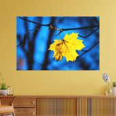 黄色のカエデの葉（青） キャンバスプリント (インサイチュ (リビング))