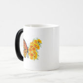 黄色のカリフォルニアポピーを持つ花蝶 モーフィングマグカップ (正面左)