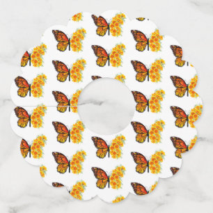 黄色のカリフォルニアポピーを持つ花蝶 ワイングラスタグ