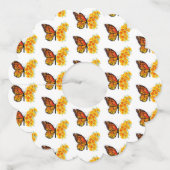 黄色のカリフォルニアポピーを持つ花蝶 ワイングラスタグ (裏面)