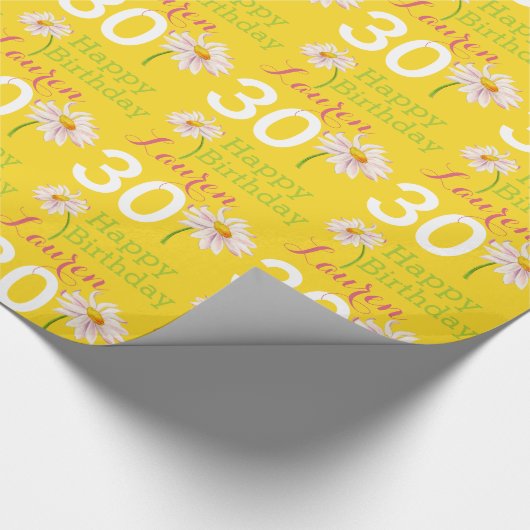 黄色のギフトラップという，30歳のデイジーの花 ラッピングペーパー (角)