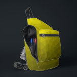 黄色のグラデーションのジオメトリメッシュパターン スリングバッグ<br><div class="desc">黄色のグラデーションのジオメトリメッシュパターン印刷バッグ。クールファッションアクセサリーバッグ。ライトからダークグラデーションのデザインを持つ黄色の三角形のジオメトグラデーションリメッシュ。</div>
