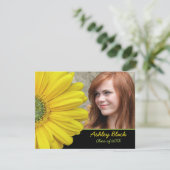 黄色のゲルバダイジー花の写真 卒業式 招待状 (スタンド正面)