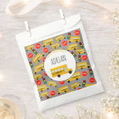 黄色のスクールバスストップのサイン信号誕生日 フェイバーバッグ (クリップ留めされた状態)