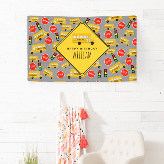 黄色のスクールバスストップのサイン信号誕生日 横断幕 (インサイチュ)