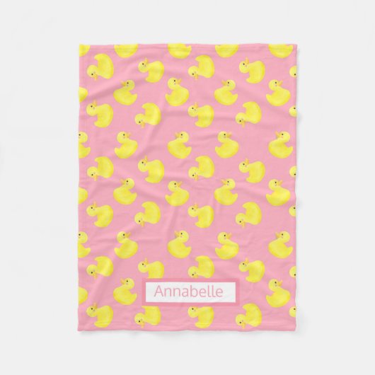 黄色のダッキー(アヒルちゃん)をピンクの個人用設定に フリースブランケット (正面)