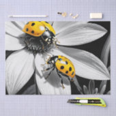 黄色のテンポウムシのカブトムシ白黒花 薄葉紙 (クラフト)